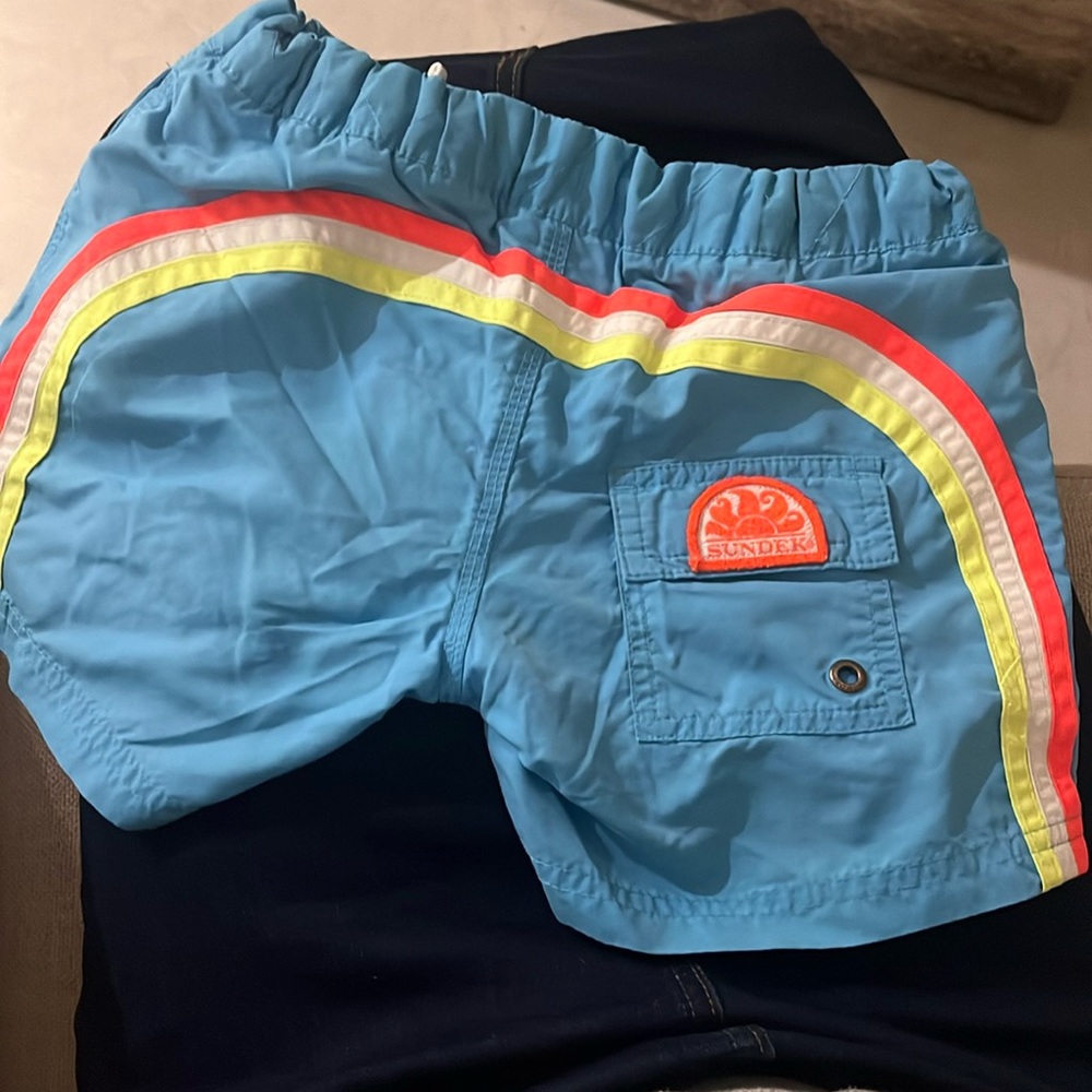Sundek boys swim bathing suit shorts size 6 blue